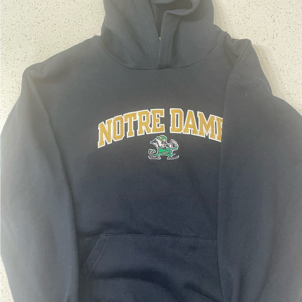 Norte Dame hoodie. Youth XL. Excellent condition. Champion